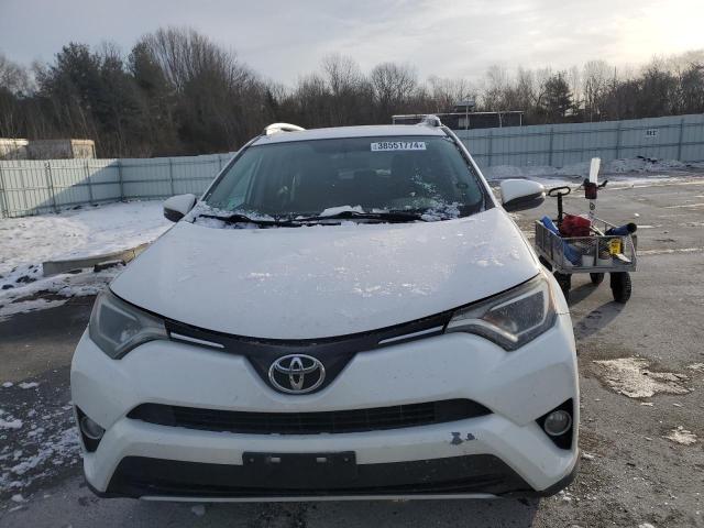 2T3RFREV0GW451806 - 2016 TOYOTA RAV4 XLE WHITE photo 5