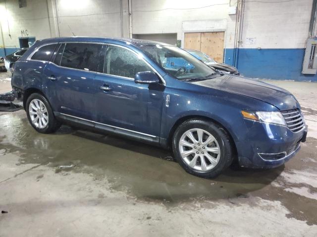 2LMHJ5AT3HBL01099 - 2017 LINCOLN MKT BLUE photo 4