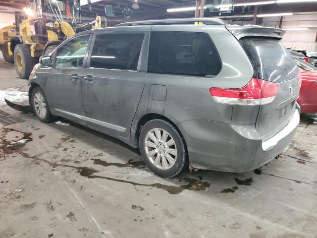 5TDJK3DC2BS010856 - 2011 TOYOTA SIENNA LE GRAY photo 2