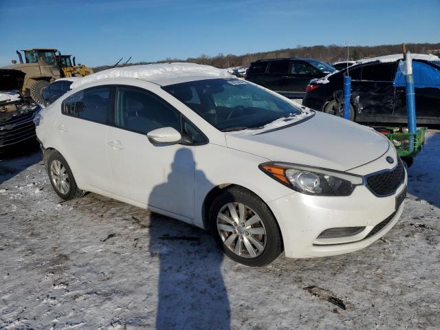 KNAFX4A65E5214392 - 2014 KIA FORTE LX WHITE photo 4