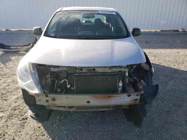 3N1CN7AP9FL809210 - 2015 NISSAN VERSA S SILVER photo 5