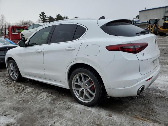 ZASPAKBN8M7D09557 - 2021 ALFA ROMEO STELVIO TI WHITE photo 2