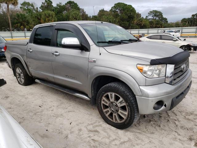 5TBEV58177S466557 - 2007 TOYOTA TUNDRA CREWMAX LIMITED GRAY photo 4