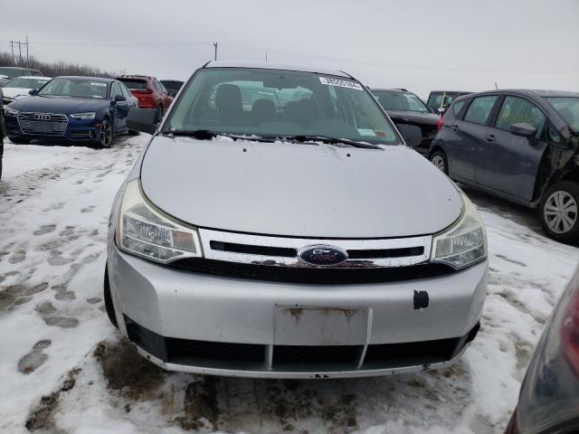 1FAHP35N09W245983 - 2009 FORD FOCUS SE SILVER photo 5