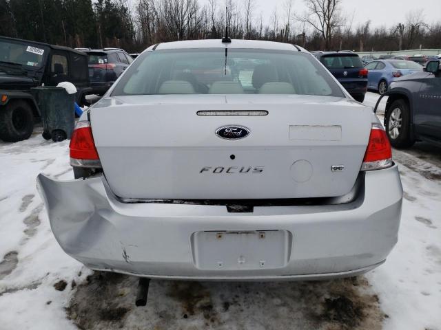 1FAHP35N09W245983 - 2009 FORD FOCUS SE SILVER photo 6