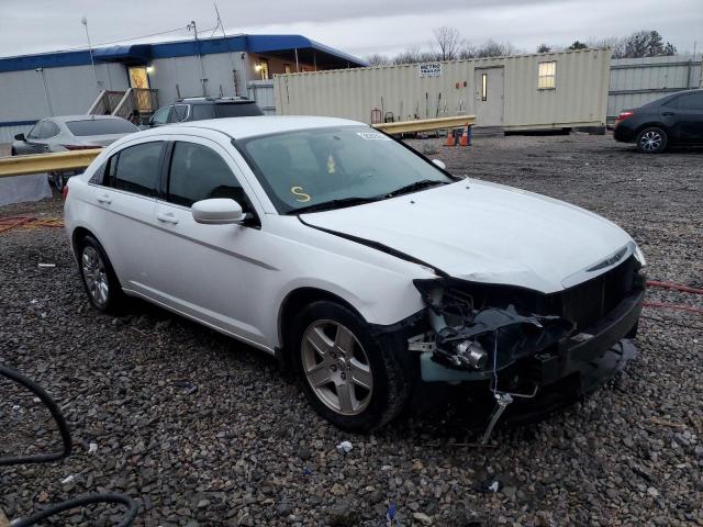 1C3CCBABXDN640505 - 2013 CHRYSLER 200 LX WHITE photo 4