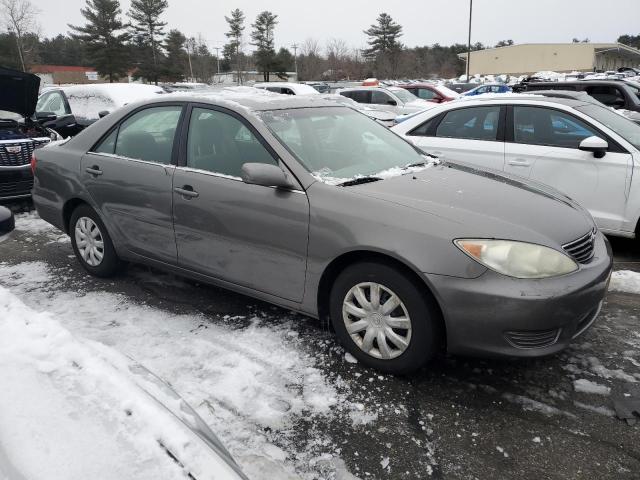 4T1BE32K05U563538 - 2005 TOYOTA CAMRY LE GRAY photo 4