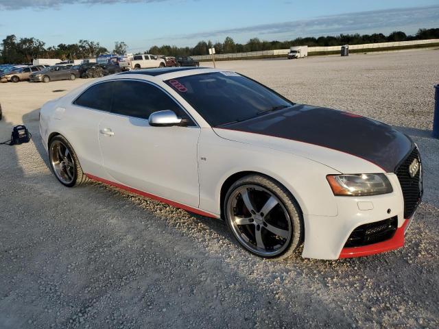 WAUCVAFR8BA025930 - 2011 AUDI S5 PREMIUM PLUS WHITE photo 4