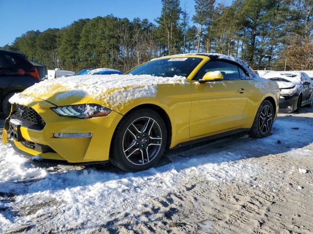 1FATP8UH5J5166984 - 2018 FORD MUSTANG YELLOW photo 1