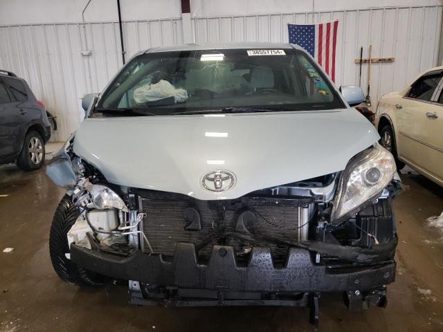 5TDKK3DC3FS550601 - 2015 TOYOTA SIENNA LE GRAY photo 5