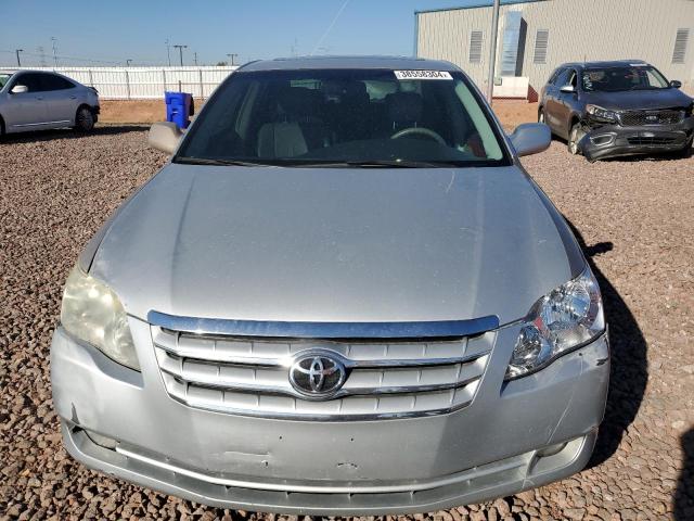 4T1BK36B26U095123 - 2006 TOYOTA AVALON XL GRAY photo 5