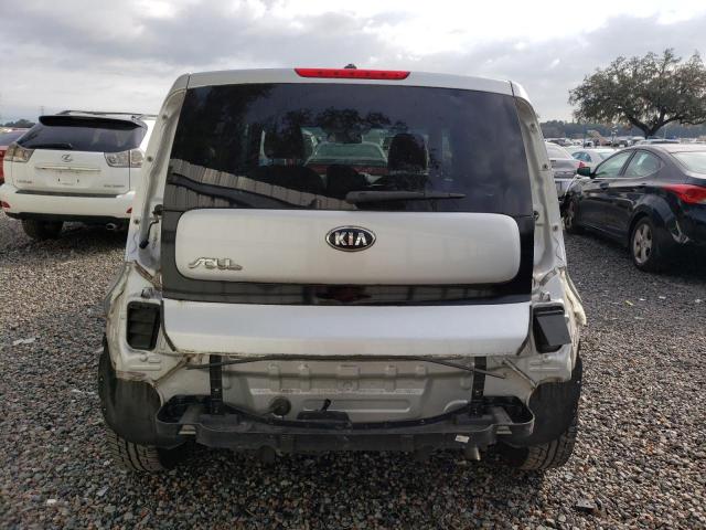 KNDJN2A24J7614429 - 2018 KIA SOUL SILVER photo 6