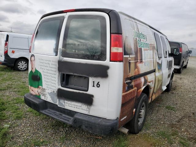 1GCGG25V061239478 - 2006 CHEVROLET EXPRESS G2 WHITE photo 3