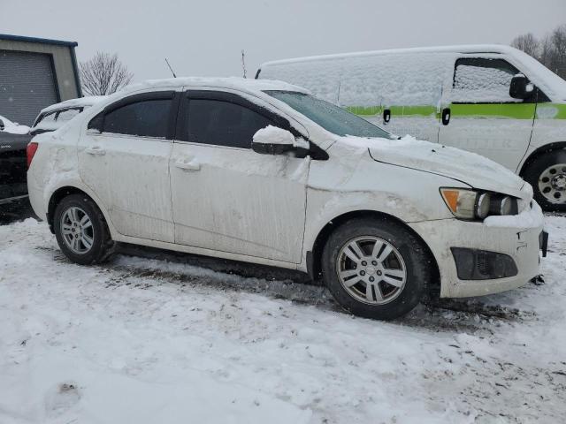 1G1JC5SH8C4191541 - 2012 CHEVROLET SONIC LT WHITE photo 4