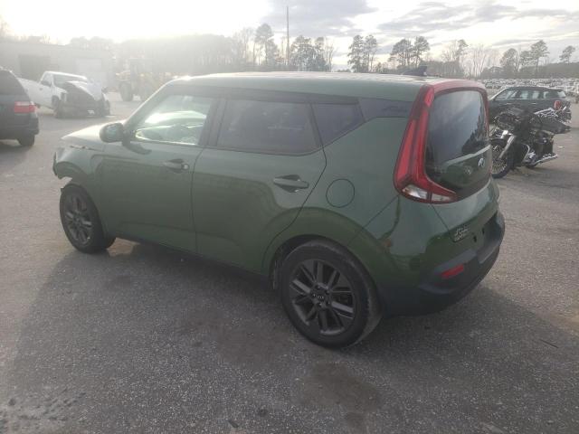 KNDJ33AU9L7049272 - 2020 KIA SOUL EX GREEN photo 2