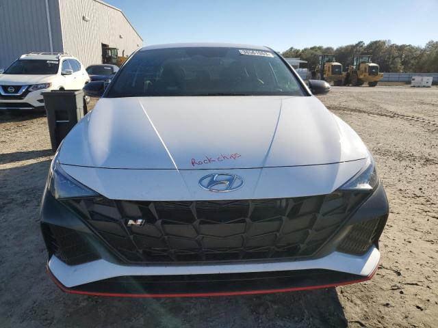 KMHLW4AK1NU003200 - 2022 HYUNDAI ELANTRA N WHITE photo 5