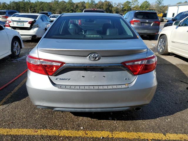 4T1BF1FKXHU374962 - 2017 TOYOTA CAMRY LE SILVER photo 6