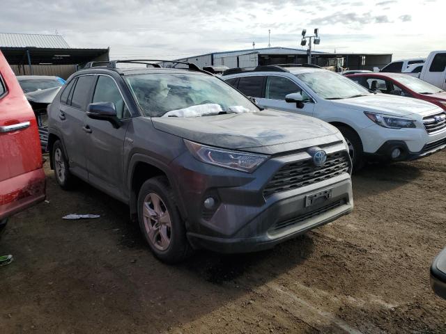 2T3RWRFV2LW067454 - 2020 TOYOTA RAV4 XLE GRAY photo 4