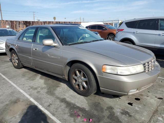 1G6KY5495XU933700 - 1999 CADILLAC SEVILLE STS GOLD photo 4