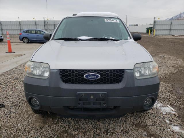 1FMYU931X5KA12020 - 2005 FORD ESCAPE XLS XLT GRAY photo 5