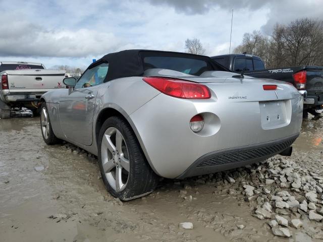 1G2MB35B18Y102982 - 2008 PONTIAC SOLSTICE SILVER photo 2