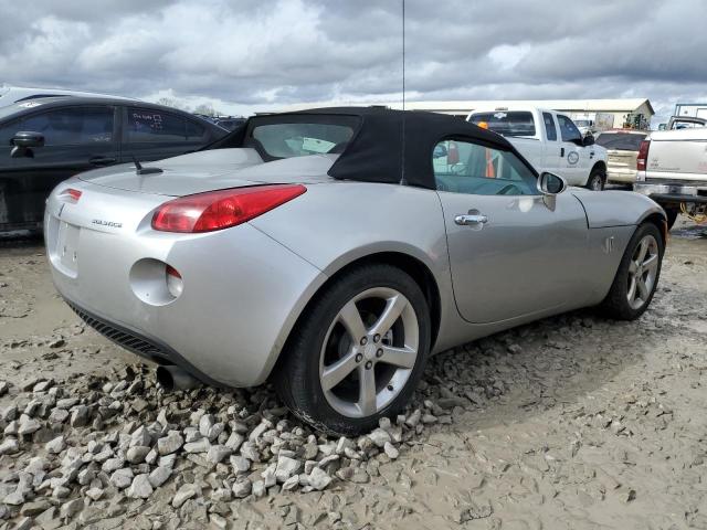 1G2MB35B18Y102982 - 2008 PONTIAC SOLSTICE SILVER photo 3