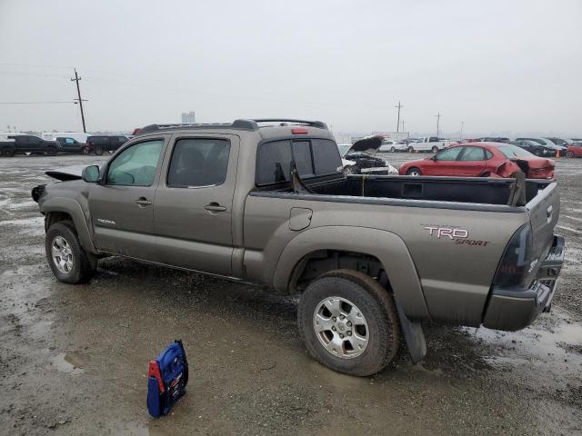 3TMKU4HN3AM023730 - 2010 TOYOTA TACOMA DOUBLE CAB PRERUNNER LONG BED BROWN photo 2