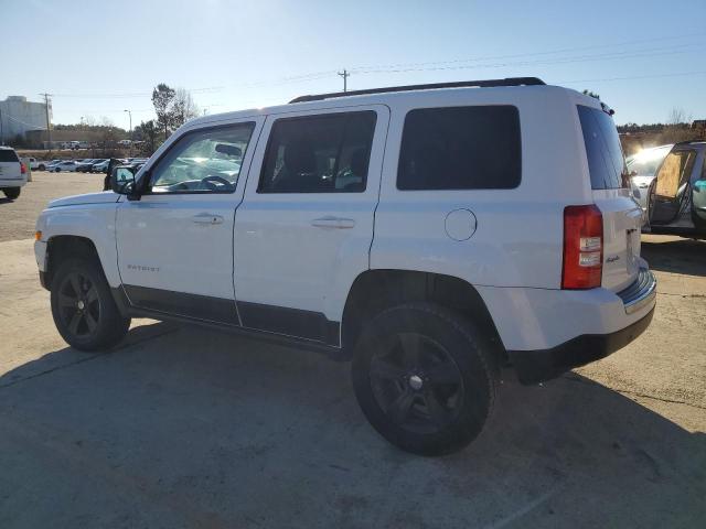 1C4NJRFB7CD705603 - 2012 JEEP PATRIOT LATITUDE WHITE photo 2