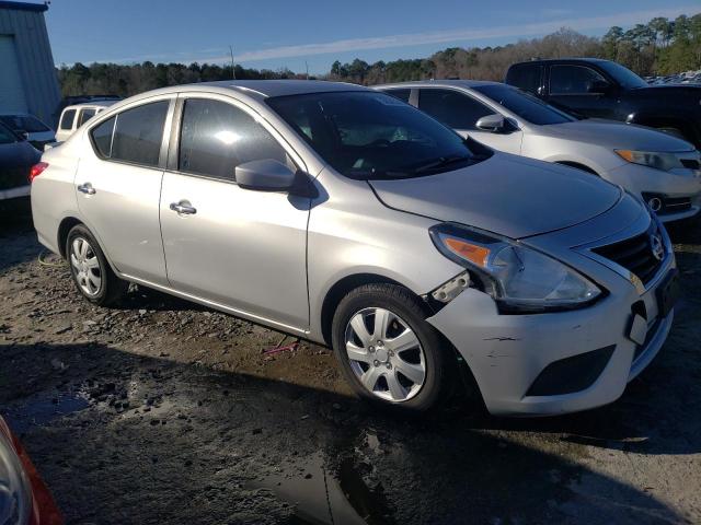 3N1CN7APXHL812913 - 2017 NISSAN VERSA S SILVER photo 4