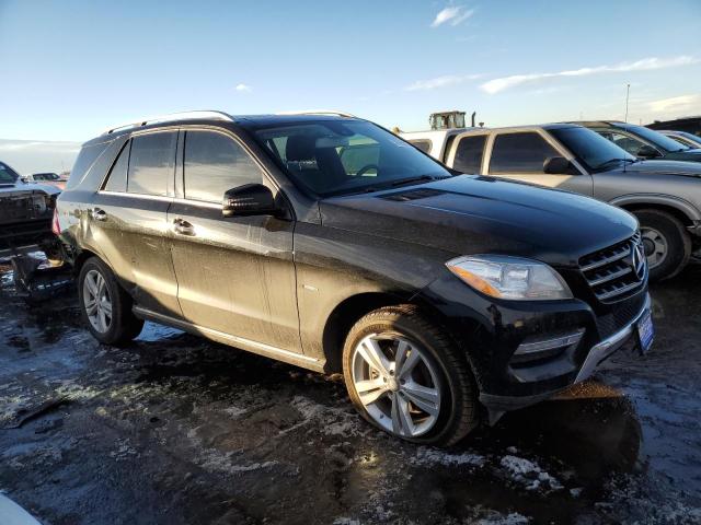 4JGDA5HB6CA030728 - 2012 MERCEDES-BENZ ML 350 4MATIC BLACK photo 4