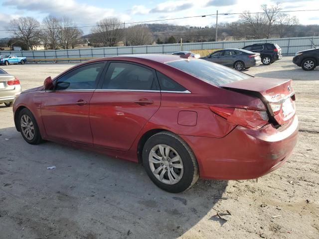 5NPEB4AC2BH045155 - 2011 HYUNDAI SONATA GLS RED photo 2