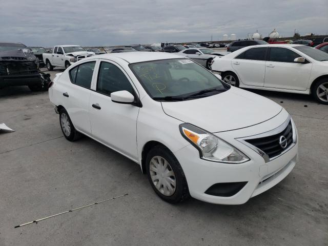 3N1CN7AP1KL833284 - 2019 NISSAN VERSA S WHITE photo 4