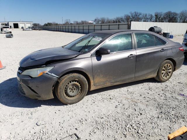 4T1BF1FK2FU947690 - 2015 TOYOTA CAMRY LE GRAY photo 1