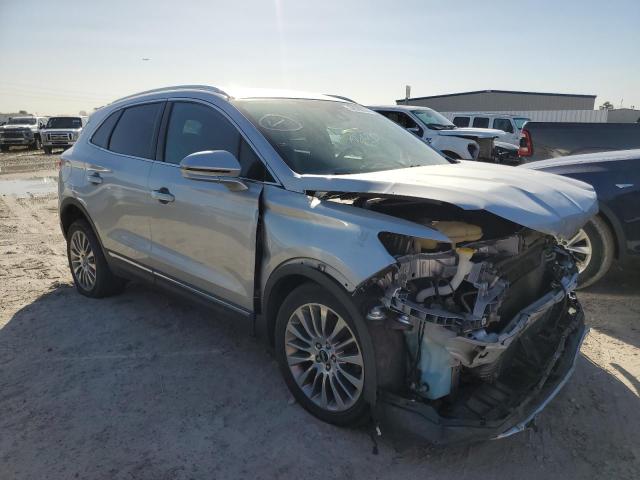 5LMCJ2A95FUJ46925 - 2015 LINCOLN MKC SILVER photo 4