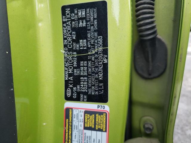 KNDJN2A20G7865683 - 2016 KIA SOUL GREEN photo 12