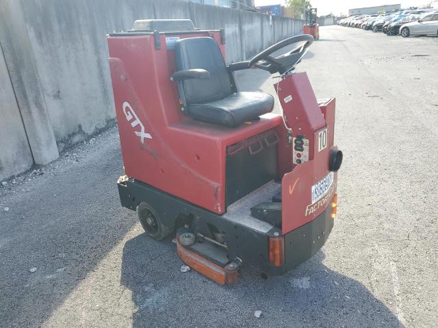 67847DTS - 2005 OTHR SWEEPER RED photo 1