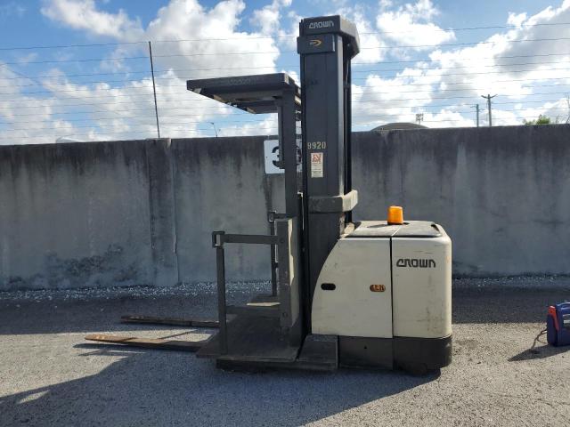 1A387100 - 2012 CROW FORKLIFT BEIGE photo 9