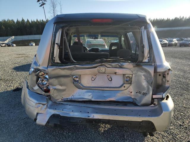 2HKYF181X5H556461 - 2005 HONDA PILOT LX SILVER photo 6