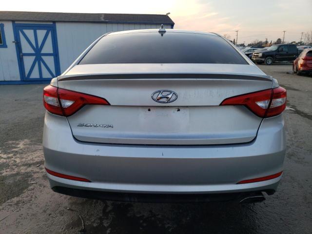 5NPE24AF0FH088649 - 2015 HYUNDAI SONATA SE SILVER photo 6