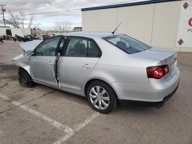 3VWJM71K29M023319 - 2009 VOLKSWAGEN JETTA S SILVER photo 2