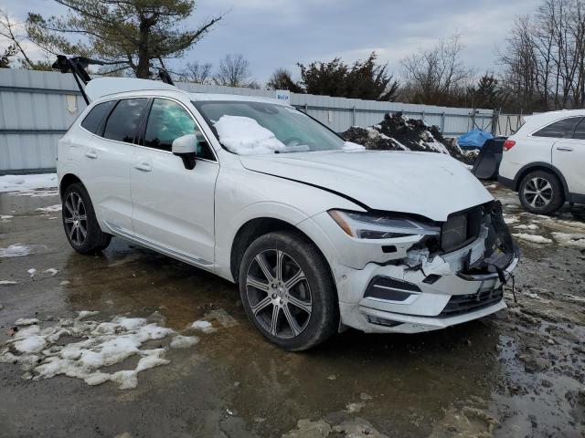 LYV102RLXKB376126 - 2019 VOLVO XC60 T5 INSCRIPTION WHITE photo 4