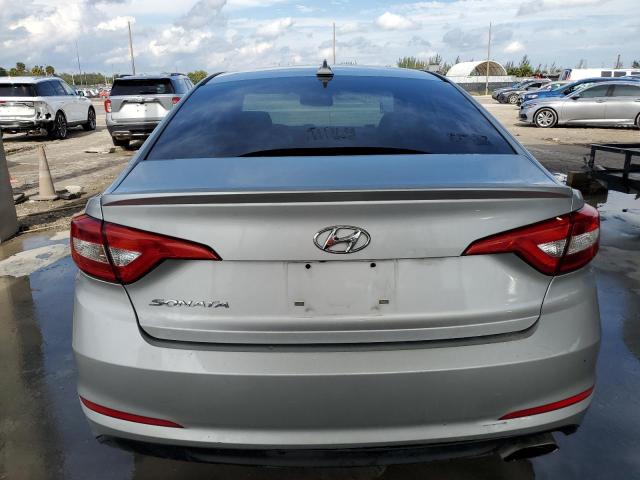 5NPE24AF3FH162064 - 2015 HYUNDAI SONATA SE SILVER photo 6