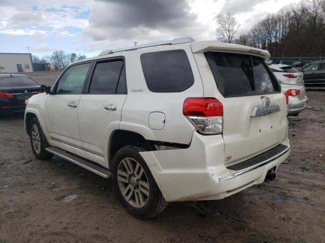 JTEBU5JR3A5006561 - 2010 TOYOTA 4RUNNER SR5 WHITE photo 2