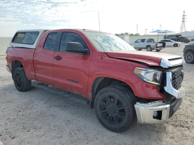 5TFRM5F10KX144540 - 2019 TOYOTA TUNDRA DOUBLE CAB SR/SR5 RED photo 4