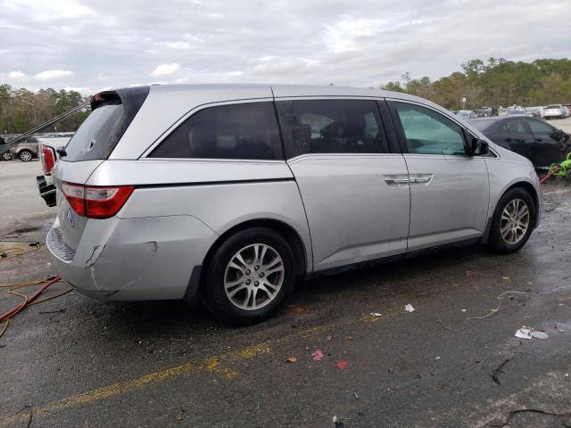 5FNRL5H60DB018381 - 2013 HONDA ODYSSEY EXL SILVER photo 3