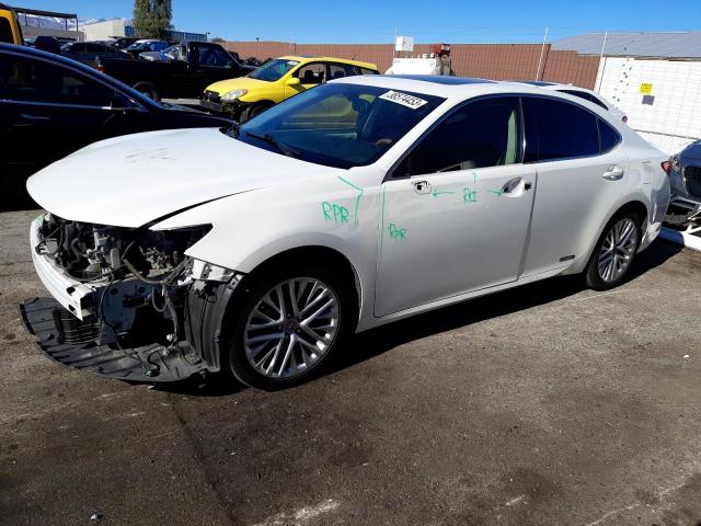 JTHBW1GG1F2078590 - 2015 LEXUS ES 300H WHITE photo 1