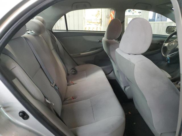 JTDBU4EE7AJ076500 - 2010 TOYOTA COROLLA BASE 银色 照片 10
