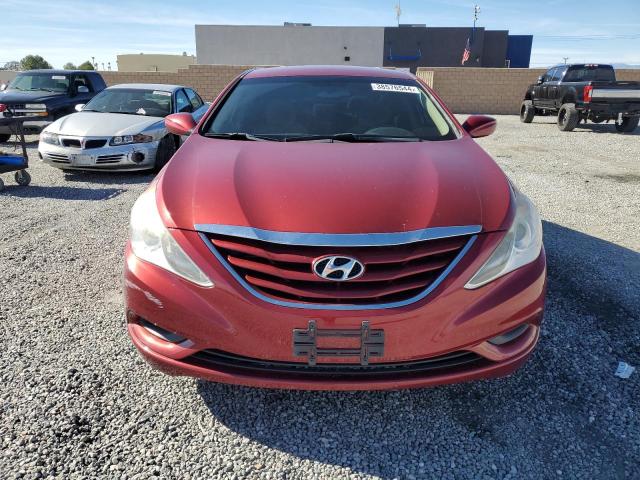 5NPEB4AC7DH760516 - 2013 HYUNDAI SONATA GLS RED photo 5