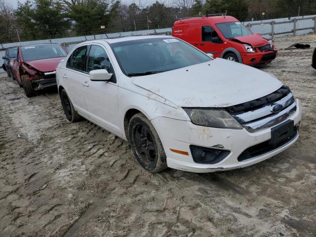 3FAHP0HG3AR116171 - 2010 FORD FUSION SE WHITE photo 4