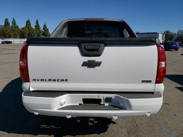 3GNVKFE08AG194339 - 2010 CHEVROLET AVALANCHE LT WHITE photo 6